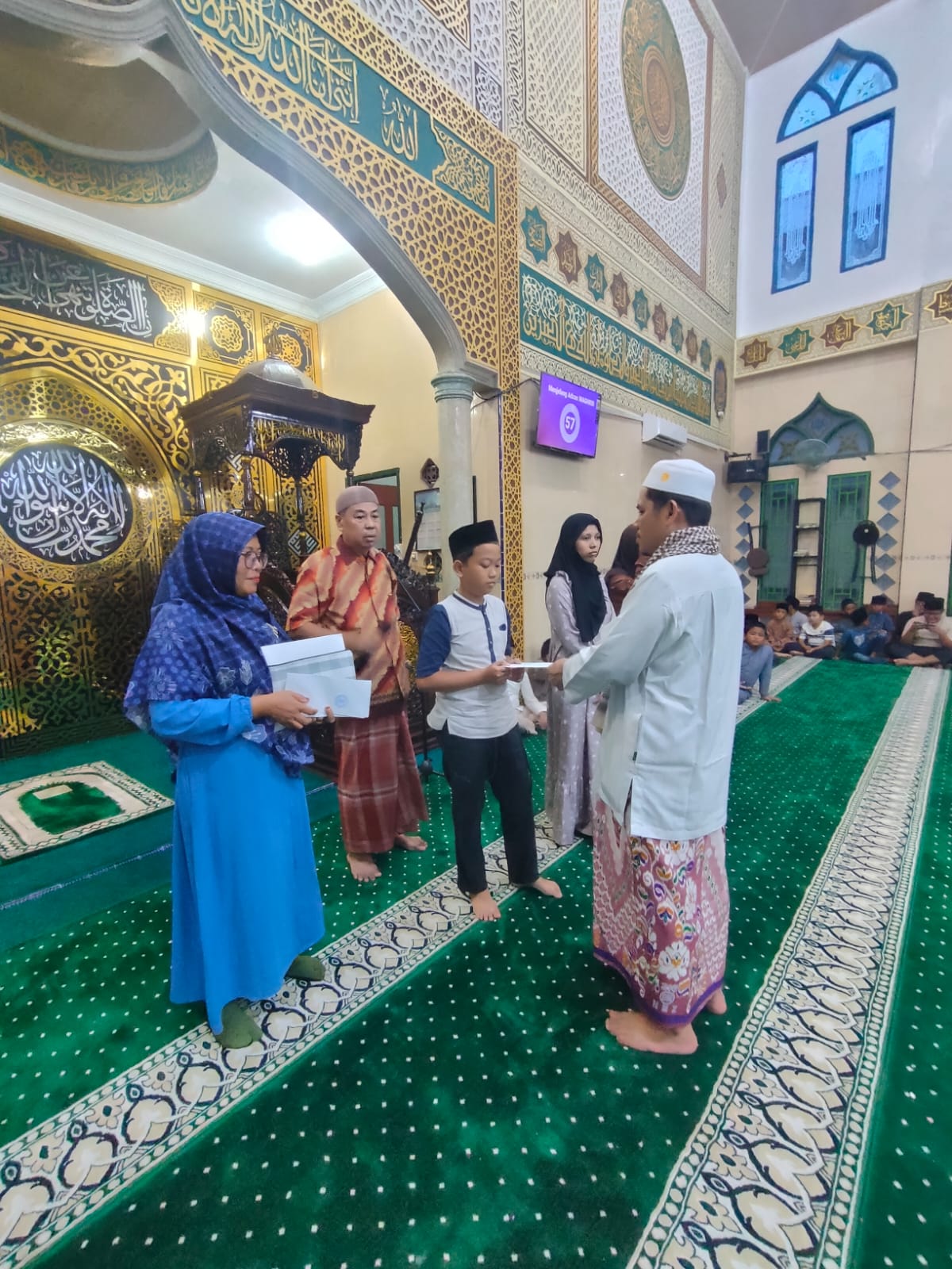 Masjid Raya Irham Gelar Buka Bersama Asyura dan Berbagi Santunan untuk Anak Yatim di 10 Muharram 1448H